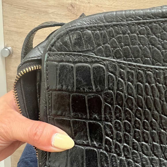 CUYANA croc-embossed cross-body bag in black/navy, Small - Picture 11 of 11